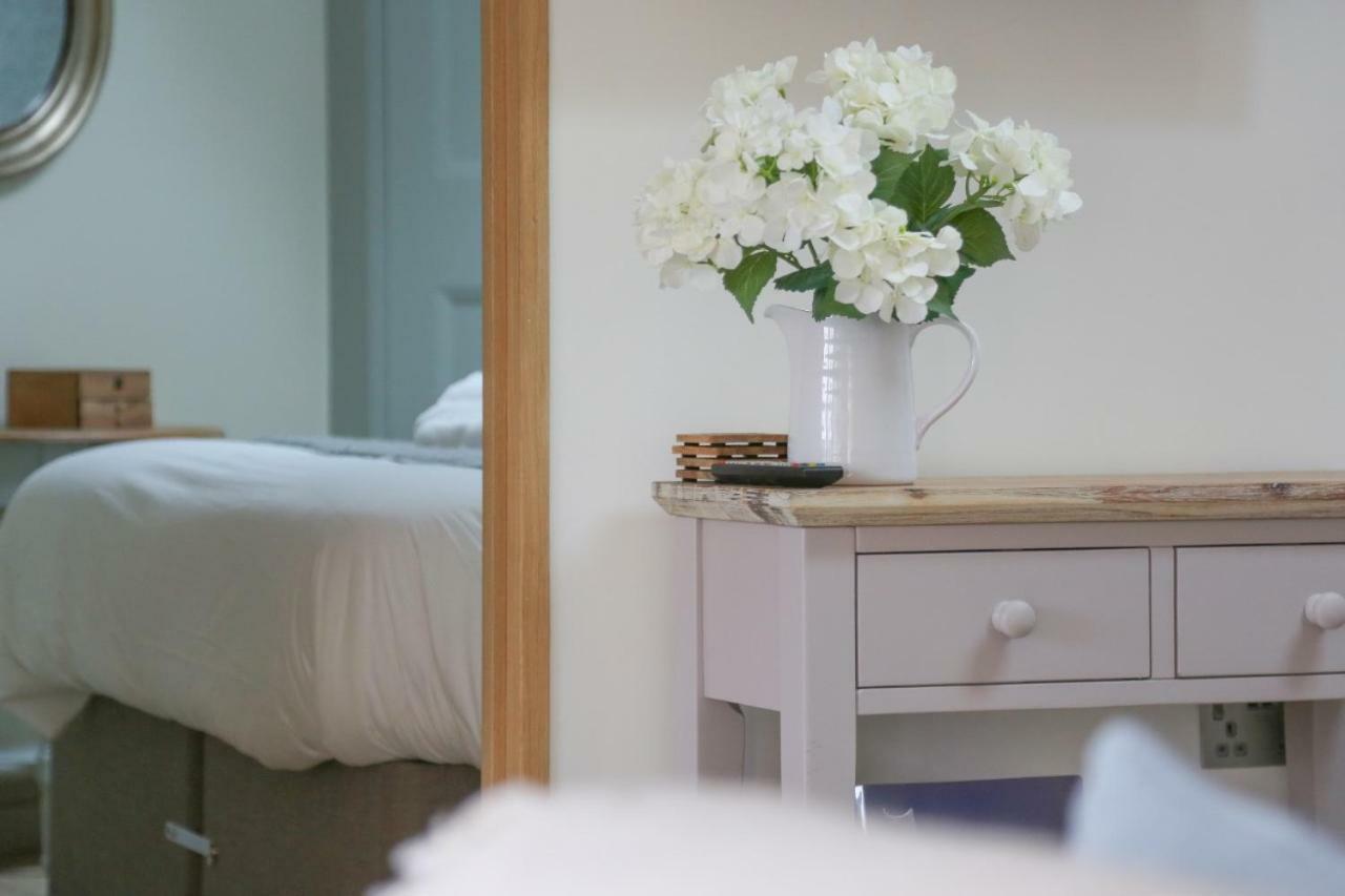 Barley - Cosy Stylish Apartment - Easy Access To Bath And Many Nearby Attractions Box  Zewnętrze zdjęcie